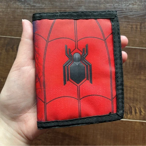 Spiderman Marvel Wallet! - Picture 2 of 4
